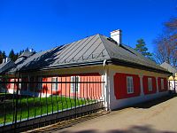 Lovecký zámek Karlštejn (Svratouch)
