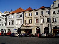 Velké náměstí čp. 25-27 (Hradec Králové)