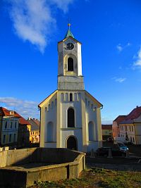 Kostel sv. Barbory (Hrob)
