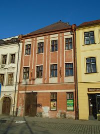Dům čp. 112 na Malém náměstí v Hradci Králové