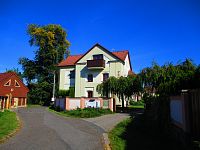 Dům čp. 5 v ulici Nad Oborou v Hradci Králové