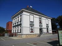 Škola ve Věkoších