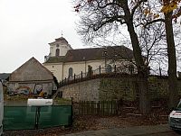 Kostel sv. Kateřiny, panny a mučednice v Dolním Bousově