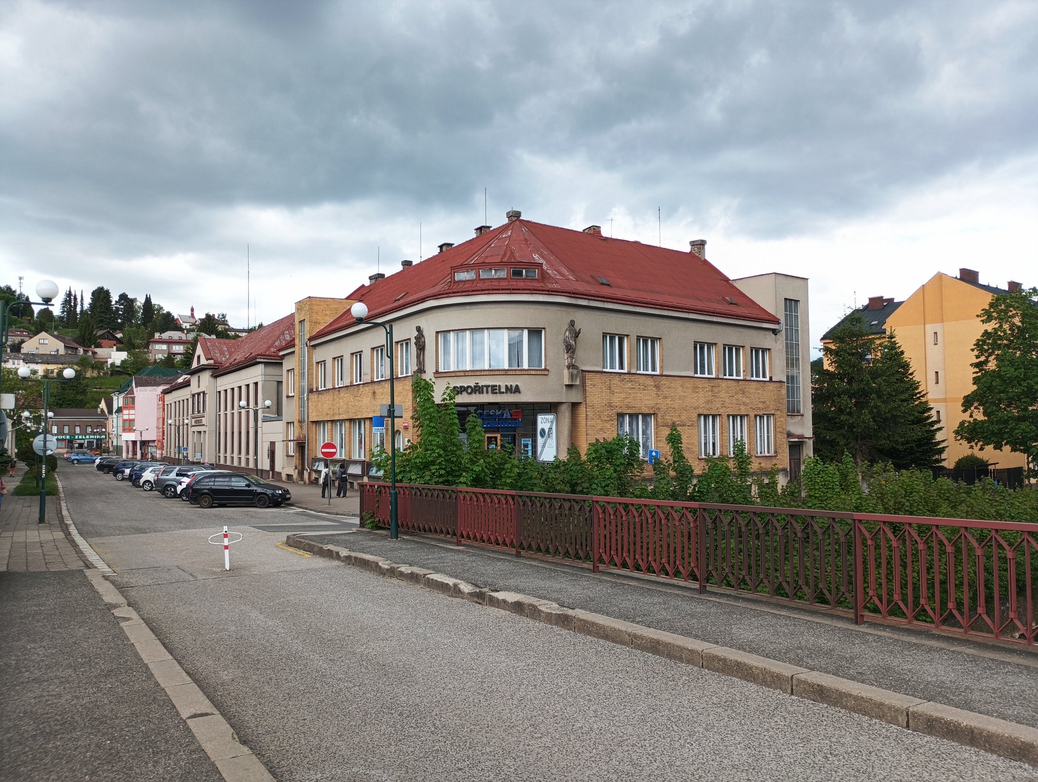 Dům čp. 800 v ulici Bratří Čapků v Úpici