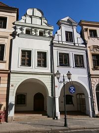 Karla Tomana čp. 44-45 (Hradec Králové)