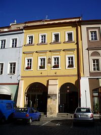 Dům čp. 21 na Velkém náměstí v Hradci Králové