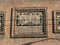 Pamětní desky na bývalých pivovarských sklepích (Hradec Králové)