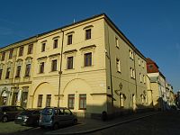 Dlouhá čp. 127 (Hradec Králové)