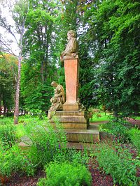 Pomník Bedřicha Smetany (Hořice)