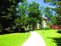 Zámecký park (Lázně Bělohrad)