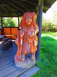 Dřevořezba u altánu pod rozhlednou Babka (Zruč nad Sázavou)