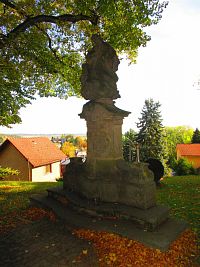 Socha sv. Jana Nepomuckého (Velichovky)
