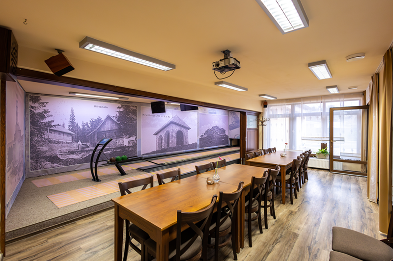 Bowling Jeseníky – zábava v Rýmařově pro veřejnost i skupiny