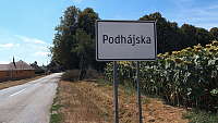 PODHÁJSKA - vstup do obce