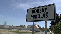 Borský Mikuláš - vstupná tabuľa