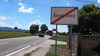 KONIAROVCE - výstup z obce