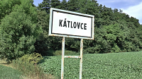 KÁTLOVCE - vstup do obce