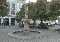 BRATISLAVA - Maximiliánová fontána