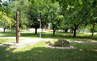 ZLATNÁ NA OSTROVE