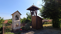 RADAVA zvonica a výklenková kaplnka