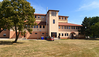 OKOLIČNÁ NA OSTROVE