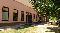 OKOLIČNÁ NA OSTROVE
