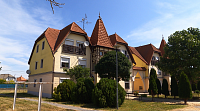 OKOLIČNÁ NA OSTROVE