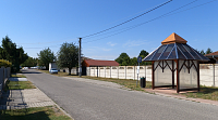 MALÉ DVORNÍKY
