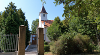 MALÉ DVORNÍKY