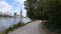 BRATISLAVA - NÁBREŽNÝ PARK - STARÉ LIDO