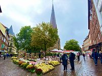 Květinový trh v centru města