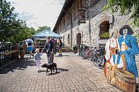 V Chodovaru je ideální místo na zastávku, dobijete si tady i elektrokola