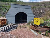 Vchod do důlní šachty lomu Terezie 2