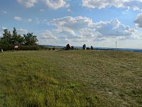 Vyhlídky a Kamenný kruh na Hovězáku