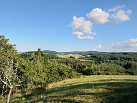 Vyhlídky a Kamenný kruh na Hovězáku