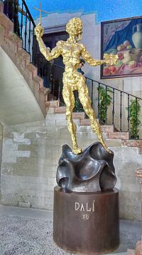 Socha sv. Jana od Salvatora Dalí