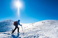 Běžkování a skialpinismus v Česku: Kde najdete ideální podmínky pro turistiku na lyžích?