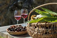 Jihotyrolské dožínky Törggelen: barevné slavnosti sklizně, kaštanů a vína