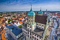 Pohled na město Augsburg. Foto argalis/ Getty Images.