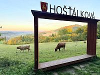 Vyhlídkové okno Hošťálková, zdroj: Destinační společnost Valašsko