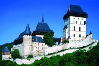 Karlštejn - hrad – léto; zdroj publikace Krajem vína