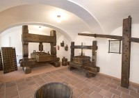 zdroj: Národní zemědělské muzeum Praha; FOTO: Muzeum vinařství, zahradnictví a životního prostředí ve Valticích
