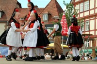 Festival Červené Karkulky: Schwalmský kroj; Copy Right: Schwälmer Tracht Ziegenhain: ©Rotkäppchenland, Günther Krämer