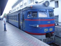 osobní vlak před odjezdem ze Sevastopolu