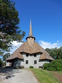 Kostel v Dombåsu