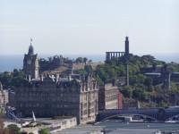 Eninburgh - Calton Hill z hradu