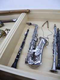 Sxofon je nástroj dřevěný