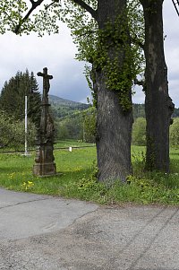 Rejhotice – kamenný kříž