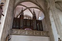 Novobarokní varhany