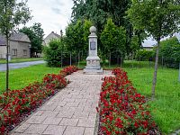 Moravská Huzová – válečný pomník